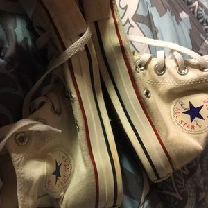 7.5 white converse high tops